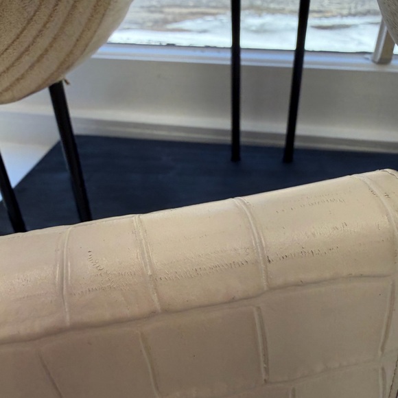 Coach Ivory Croc-Embossed Wallet - Picture 8 of 9